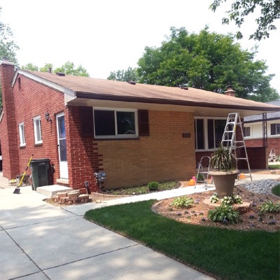 Andy: Saint Clair Shores, Michigan, USA.